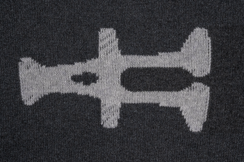 Sweater box logo knit