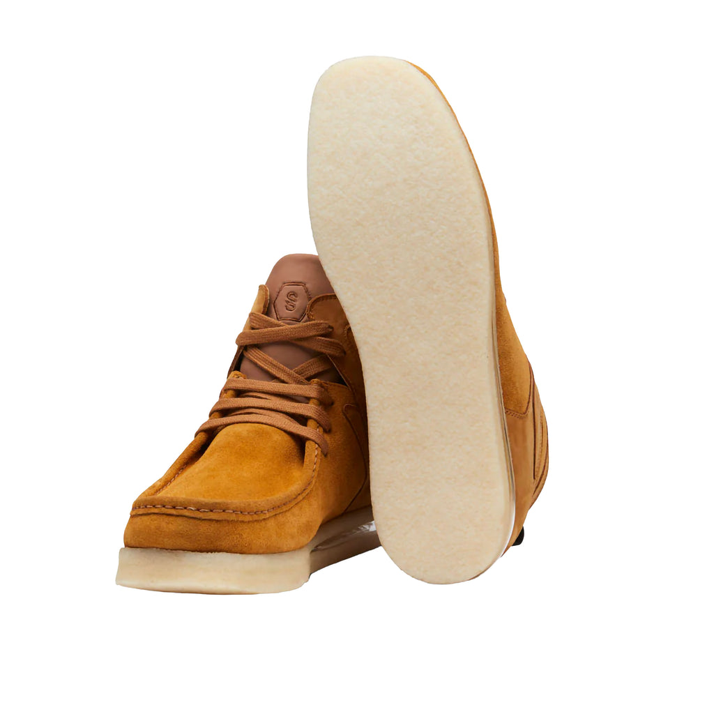 J WALLABEE BROWN